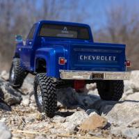 AXIAL SCX10 III BASE CAMP 82 CHEVY RTR