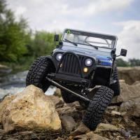 AXIAL SCX10 III JEEP CJ-7 1/10 RTR CON BATERIA Y CARGADOR